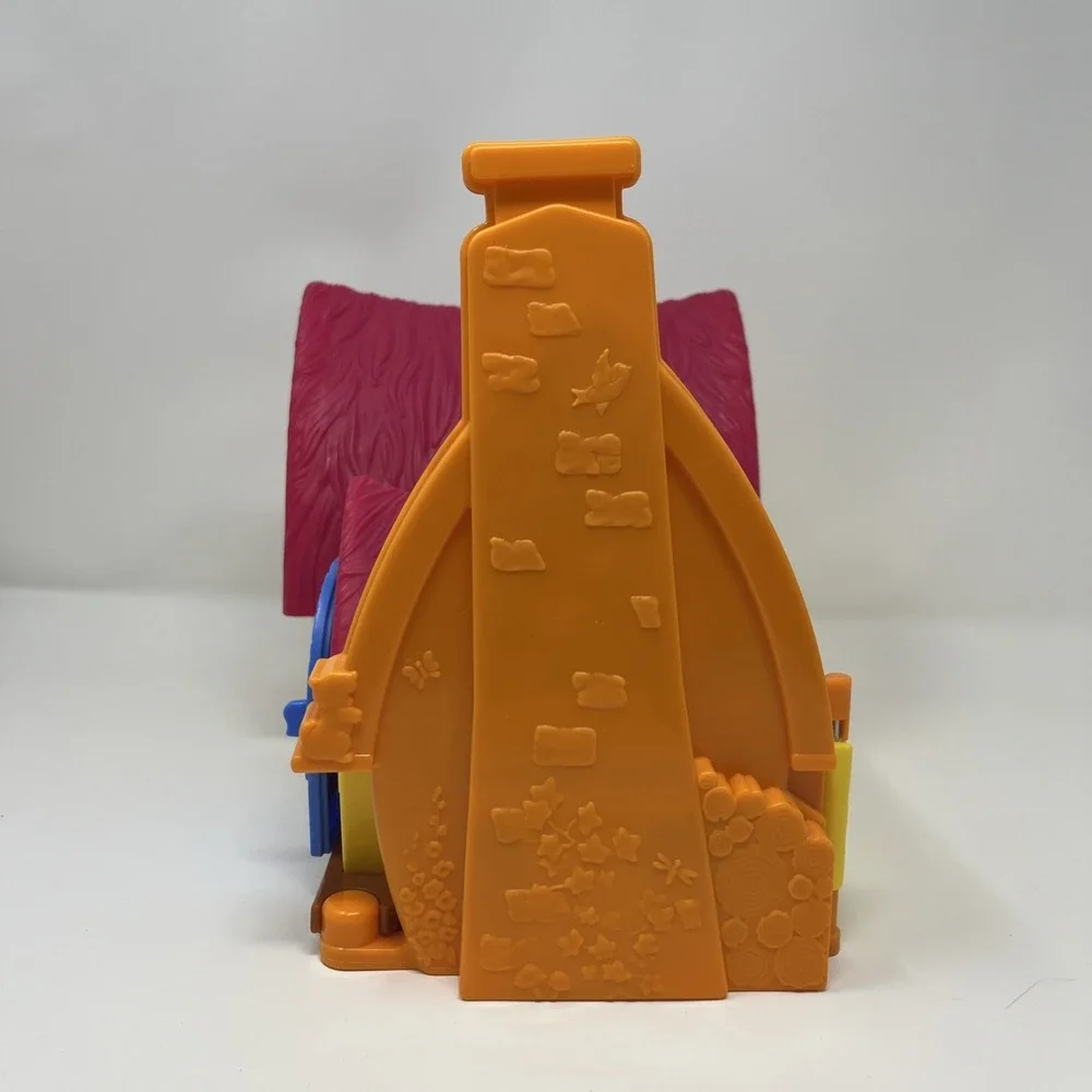 Fisher Price Little People Disney Snow White Cottage Music Works Playset Only